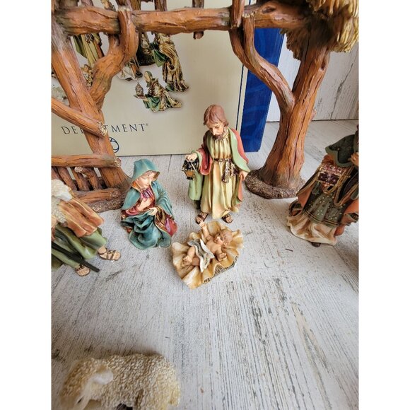 Dept 56 holy night nativity scene Xmas figure collectible decor set - Picture 4 of 14